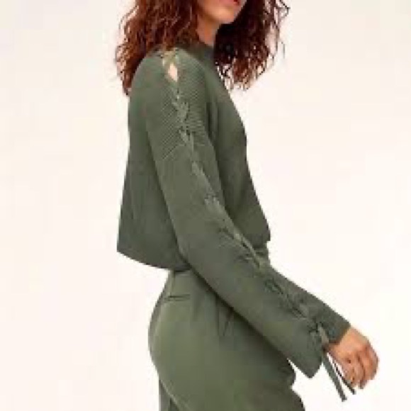 Wilfred Off Shoulder Salome Sweater Top Medium Olive Green - Picture 5 of 9